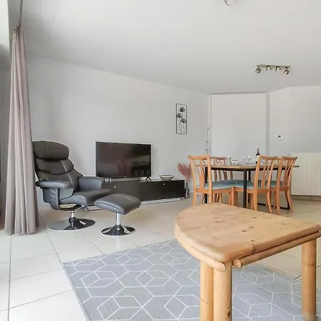 Stunning In With Wifi And 2 Bedrooms דירה אוסטנדה